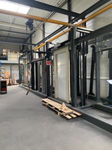 Test d'endurance sur une porte d'ascenseur Slycma