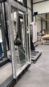 Test du pendule sur la porte palière pliante d'ascenseur Plypal